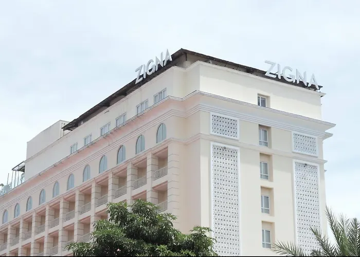 Zigna Kampung Batik Hotel Surakarta 